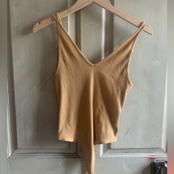 Forever 21 Tops - Forever21 Neutral Bodysuit